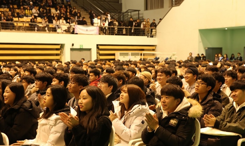 "환영합니다"…2019학년도 신입생 입학식 열려