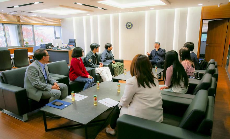 강진 피해 미얀마 유학생들과 간담회, 지원 방안 모색